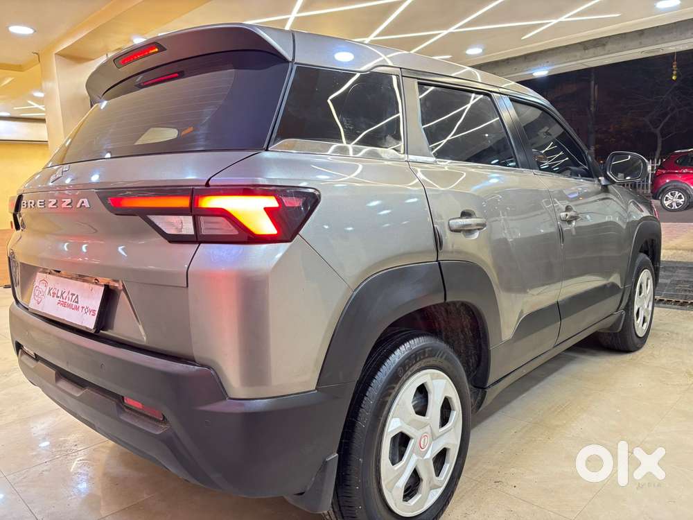 Maruti Suzuki Brezza 1.5 Vxi Smart Hybrid, 2024, Petrol