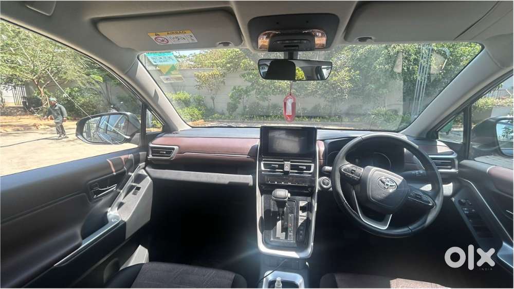 Toyota Innova Hycross Vx Hybrid 2023  1st Owner  22k Kms  Top Condi