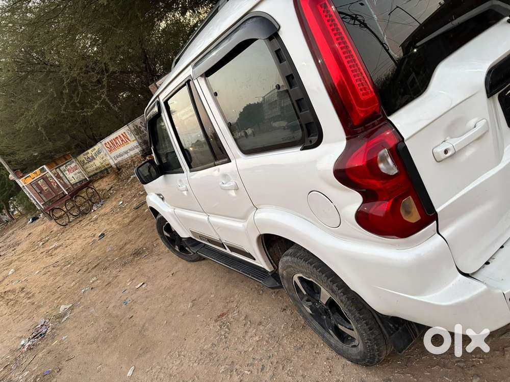 Mahindra Scorpio Classic 2018