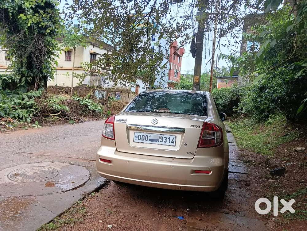 Maruti Suzuki Sx4 2010