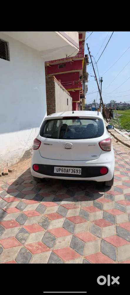 Hyundai Grand I10 2017 Petrol Well Maintained
