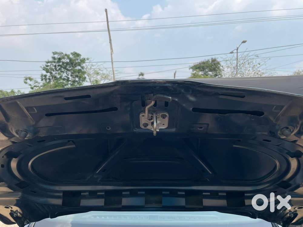 Skoda Slavia 1.0 Tsi Style At, 2024, Petrol