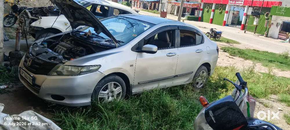 Honda City Zx 2010 Petrol Vtec Plus