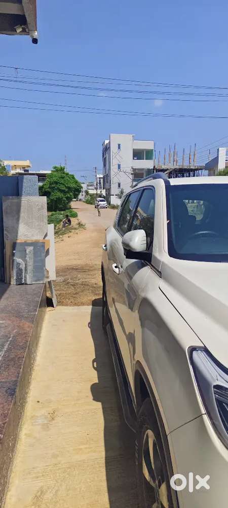 Mahindra Alturas G4 2019 Diesel Well Maintained