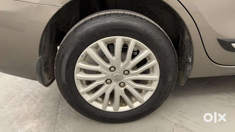 Maruti Suzuki Dzire 1.2 Zxi, 2018, Petrol