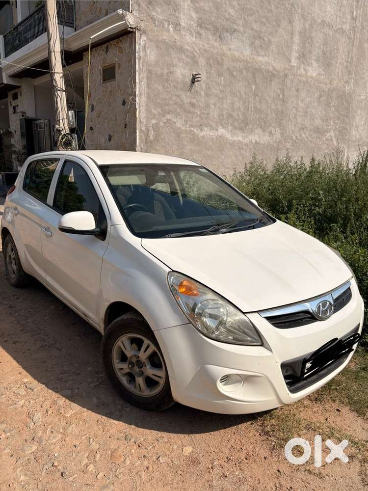 Hyundai I20 Sportz 2011