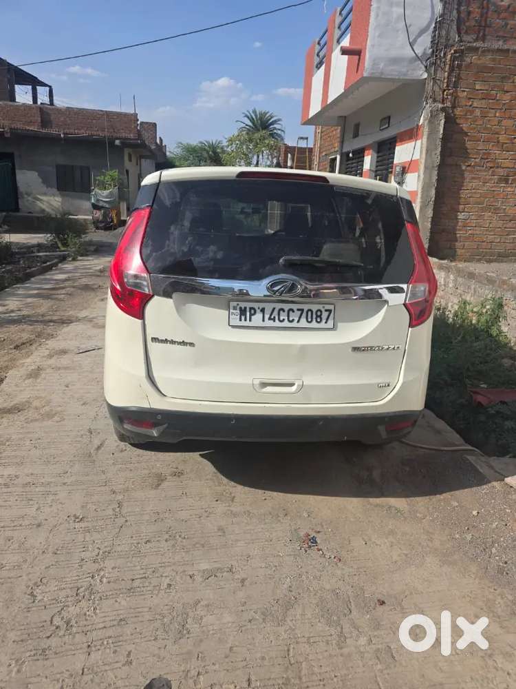 Mahindra Marazzo 1.5 M8 2019