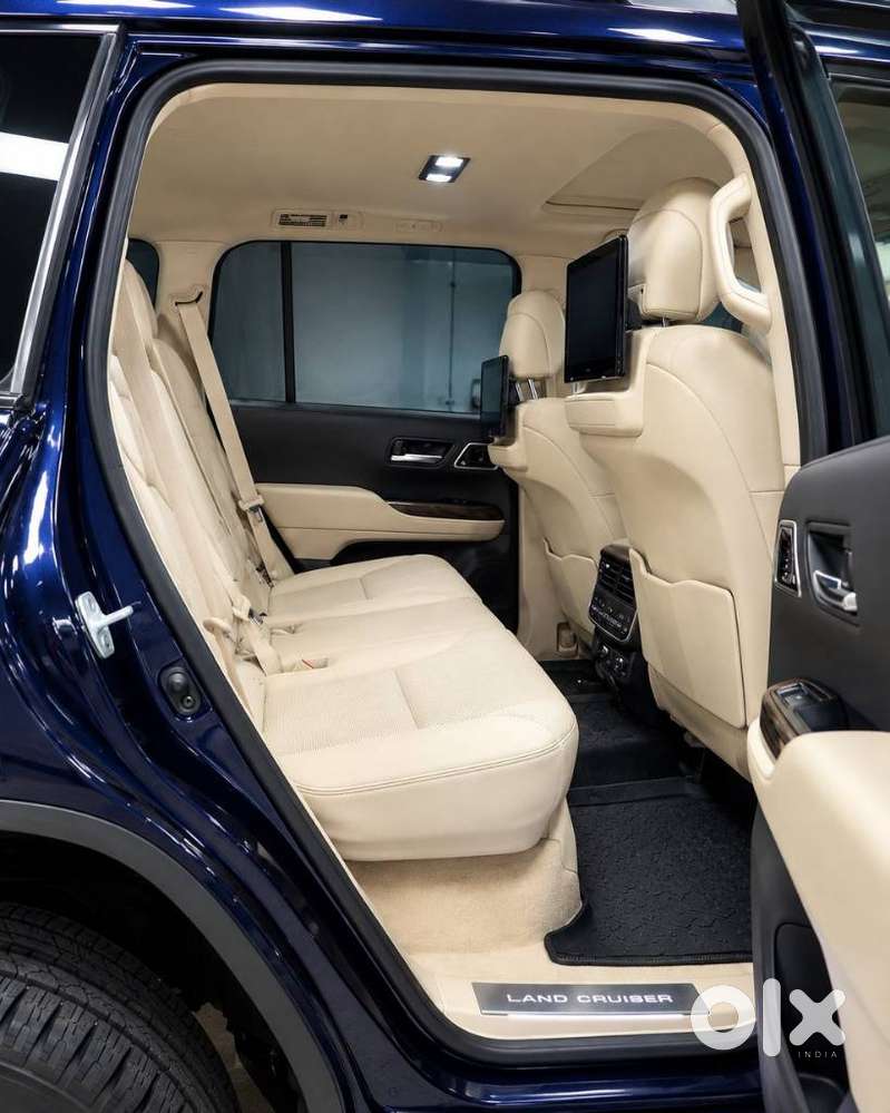 Toyota Land Cruiser 3.3 Zx Diesel, 2023, Diesel