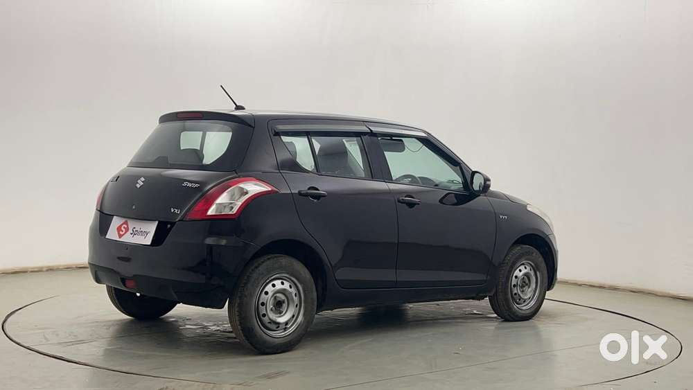 Maruti Suzuki Swift Vvt Vxi, 2016, Petrol