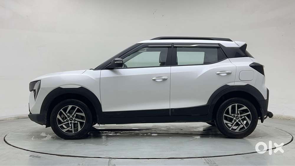 Mahindra Xuv 3xo Ax5 1.5 Diesel Autoshift Plus, 2024, Diesel
