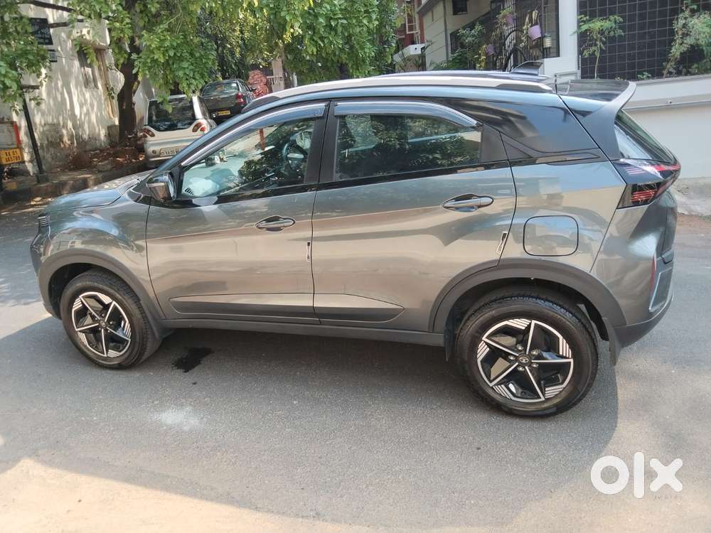 Tata Nexon Creative Plus 1.2 Revotron Petrol 6 Mt Dt, 2024, Petrol