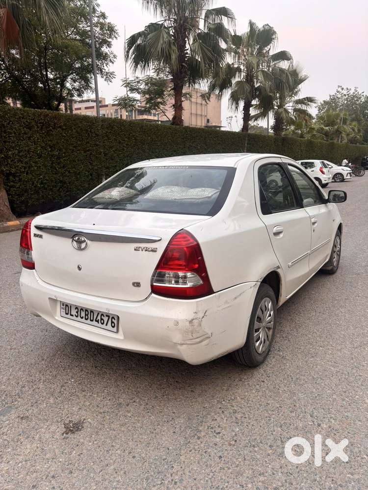 Toyota Etios 2010-2012 G, 2011, Petrol