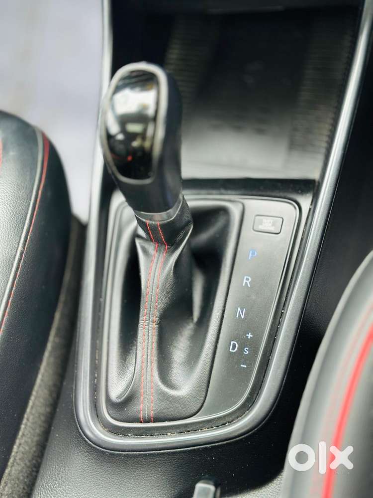 Hyundai I20 Asta Option, 2021, Petrol