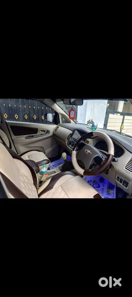Toyota Innova 2.5 G 2012