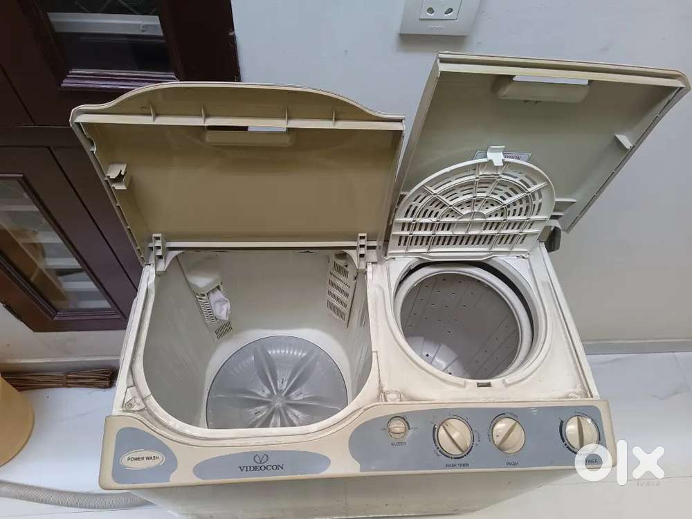 Videocon Semi Automatic Washing machine & Flipkart Mixer at low price