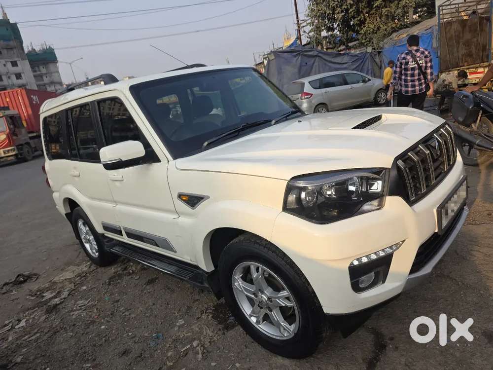 Mahindra Scorpio 2.2 S8 2017