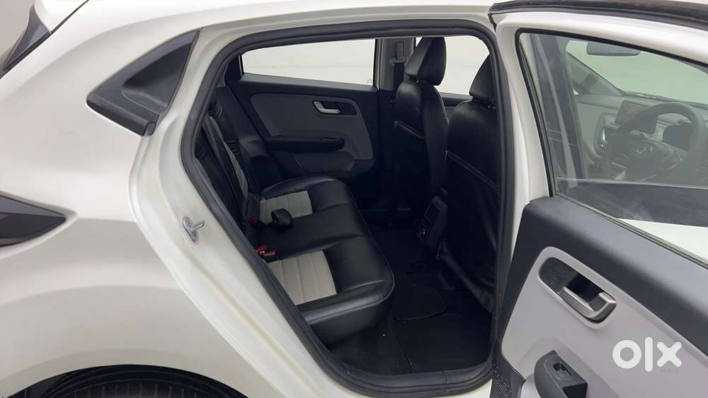 Tata Altroz Xz, 2020, Petrol