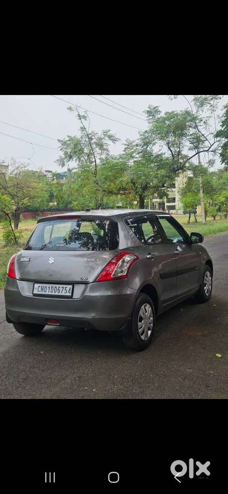 Maruti Suzuki Swift Vxi Bsiv, 2013, Petrol