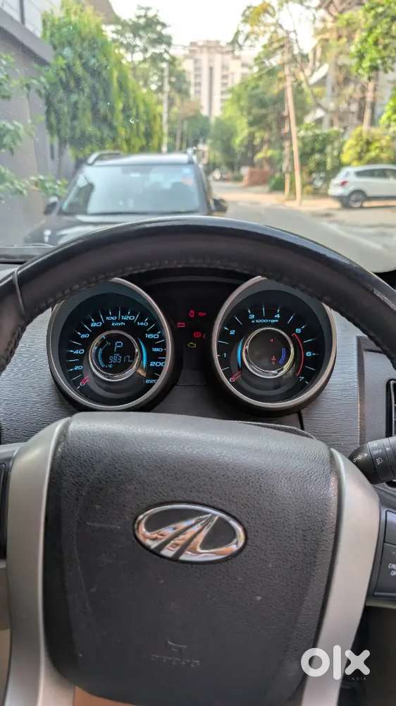 Xuv 500- 2017- W10 Automatic