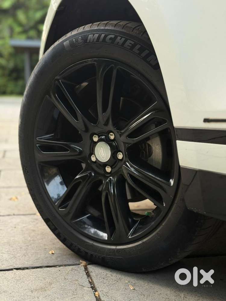 Land Rover Range Rover Velar 2021 Petrol Well Maintained