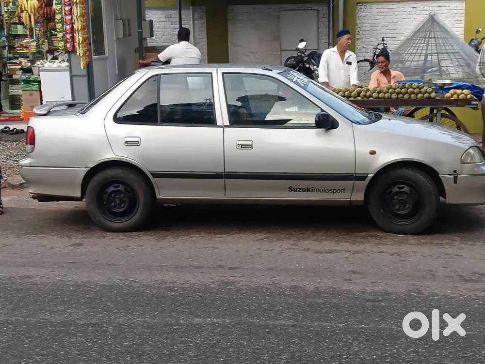 Maruti Suzuki Esteem 2004