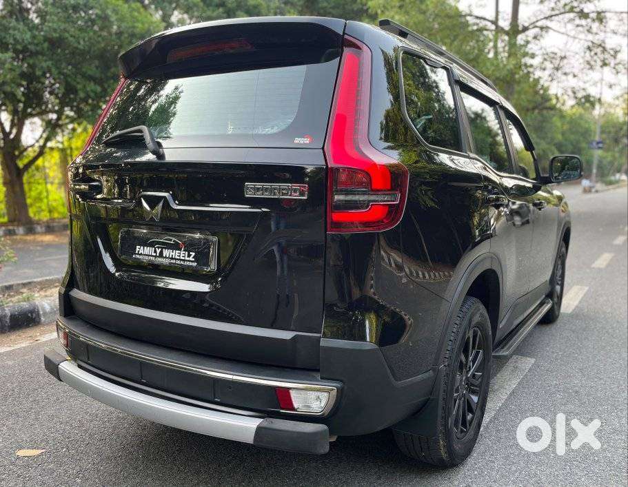 Mahindra Scorpio-n 2.0 Z8 L Petrol At 7 Str, 2025, Petrol