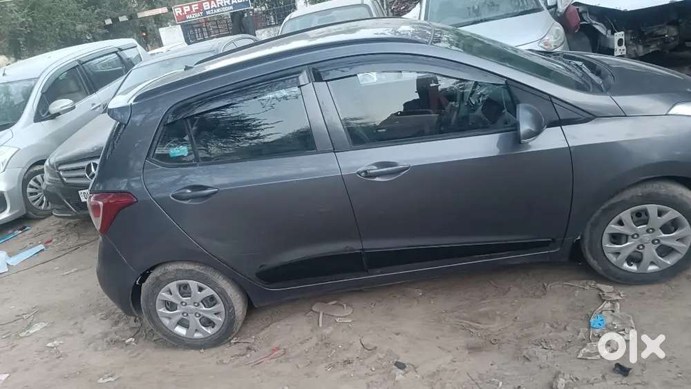 2nd Owner Hyundai Grand 2018
