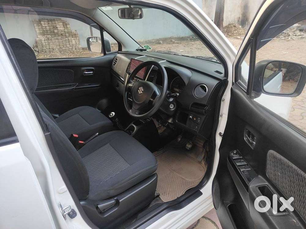 Maruti Suzuki Wagon R Stingray Vxi Optional, 2014, Cng & Hybrids