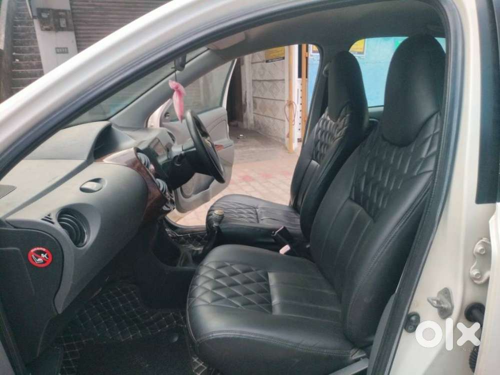 Toyota Etios, 2012, Petrol