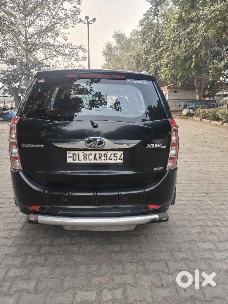 Mahindra Xuv500 1.99 W10 2017
