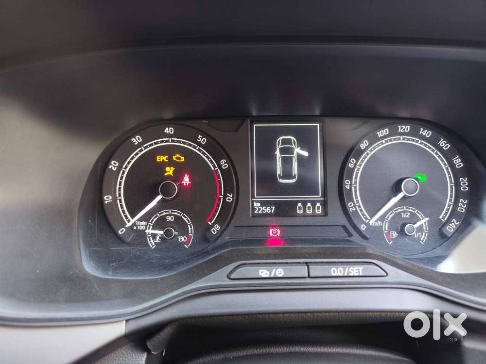 Skoda Kushaq 2023 Petrol Automatic 22600 Km