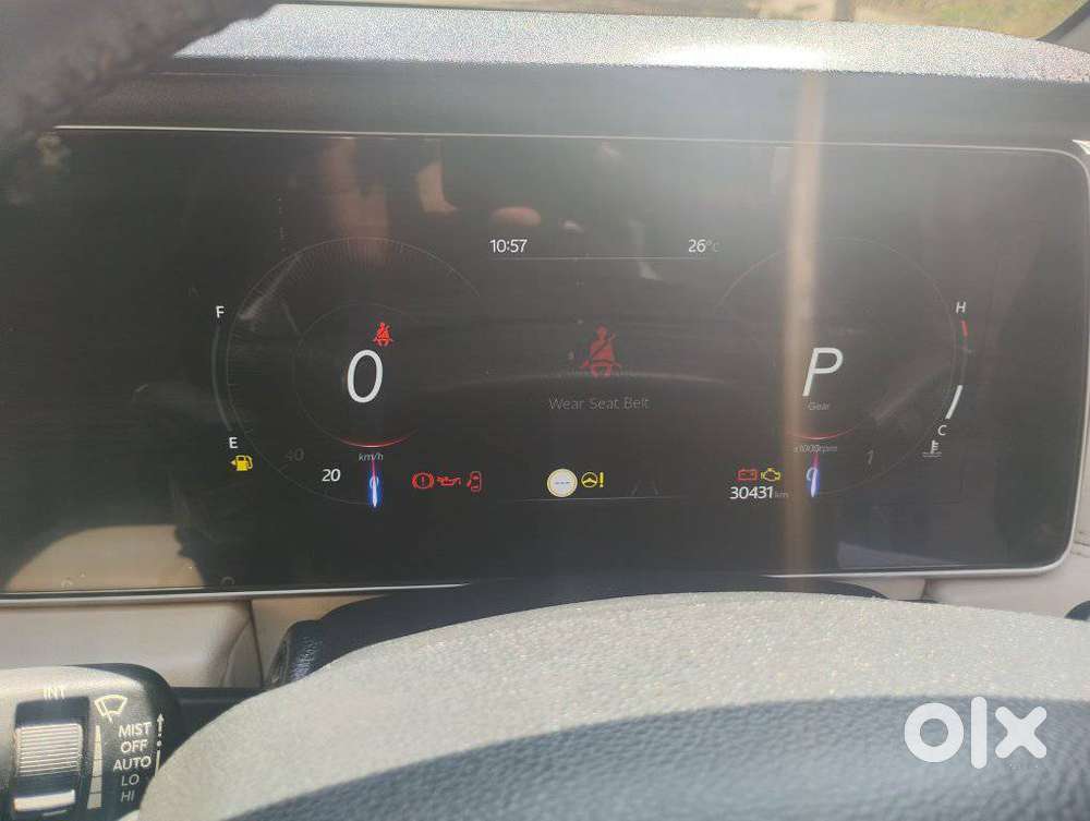 Mahindra Xuv700 2.0 Ax 7 Petrol Mt Str, 2023, Petrol