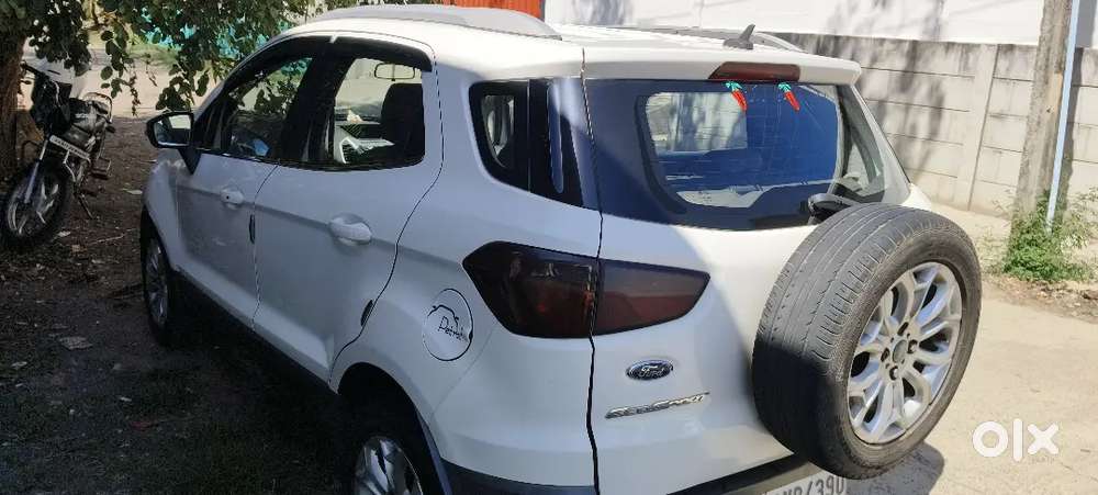 Ford Ecosport 20142015 Petrol 123000 Km Driven