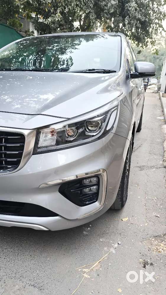 Kia Carnival 2022 Diesel 45000 Km Driven