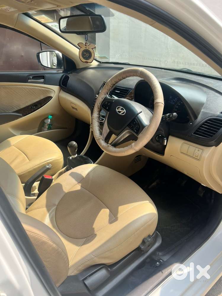 Hyundai Fluidic Verna 2016