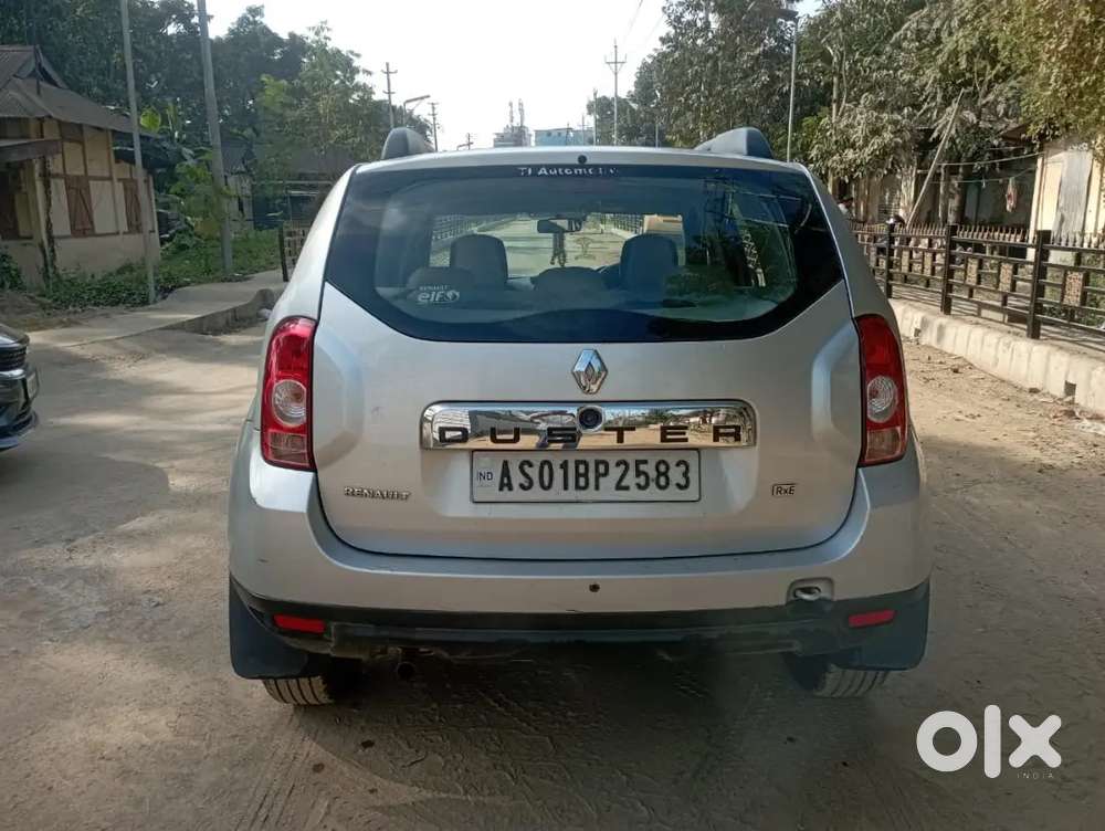 Renault Duster 2014 Petrol Well Maintained