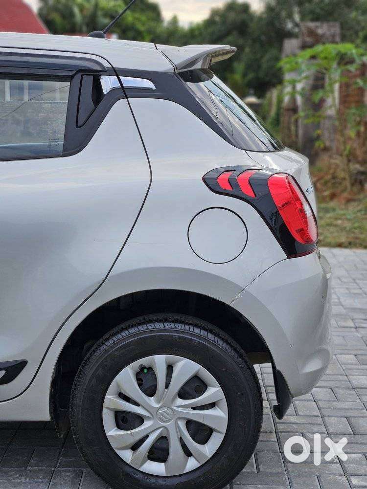 Maruti Suzuki Swift 2018 Vxi, 2020, Petrol