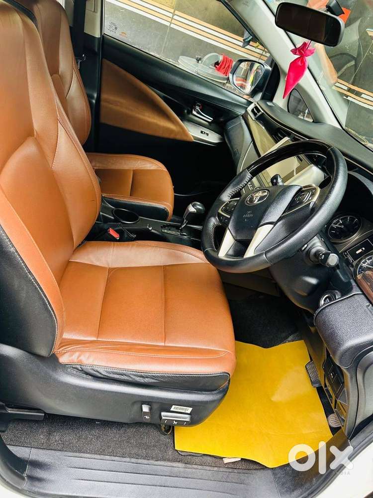 Toyota Innova Crysta 2018 Diesel 120000 Km Driven