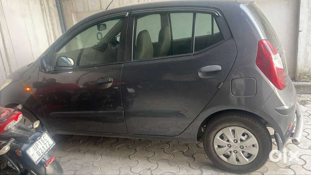 Hyundai I10 2011 Petrol 29000 Km Driven
