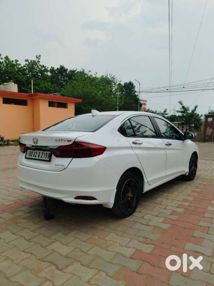 Honda City 1.5 V Mt Sunroof, 2014, Diesel