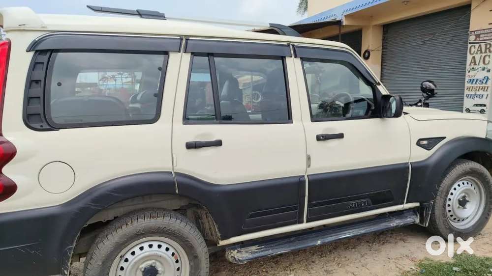 Mahindra Scorpio Classic 2023