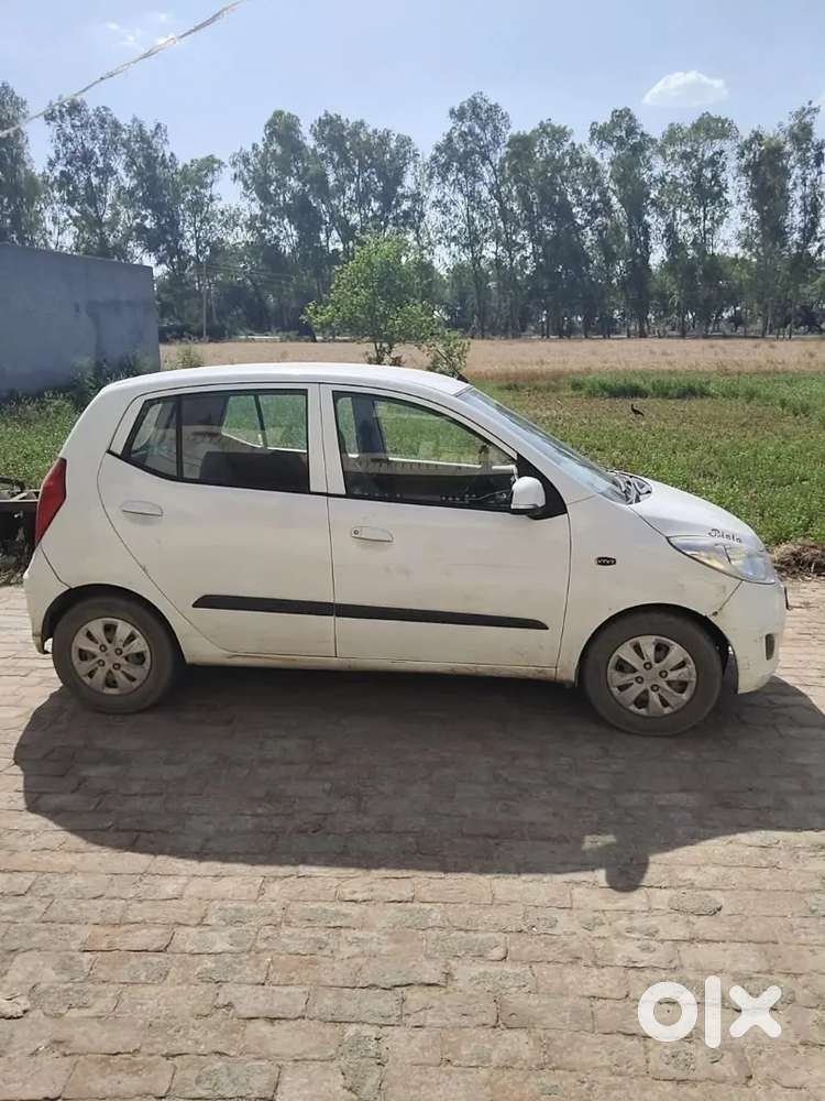 Hyundai I10 Sportz 2013