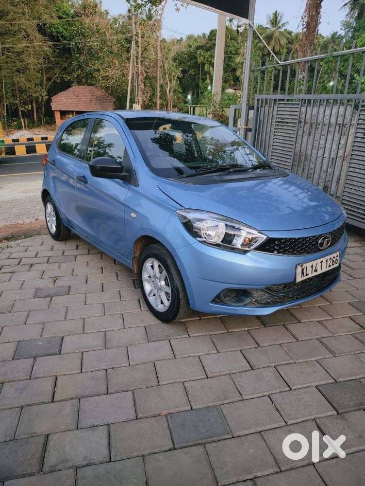 Tata Tiago, 2016, Petrol