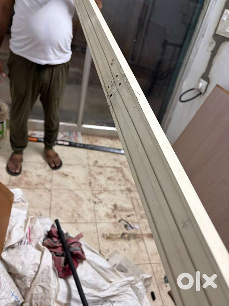 Aluminium door and channels
