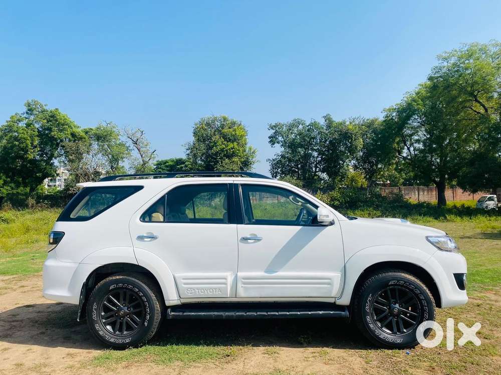 Toyota Fortuner 3.0 4x2 Mt, 2015, Diesel