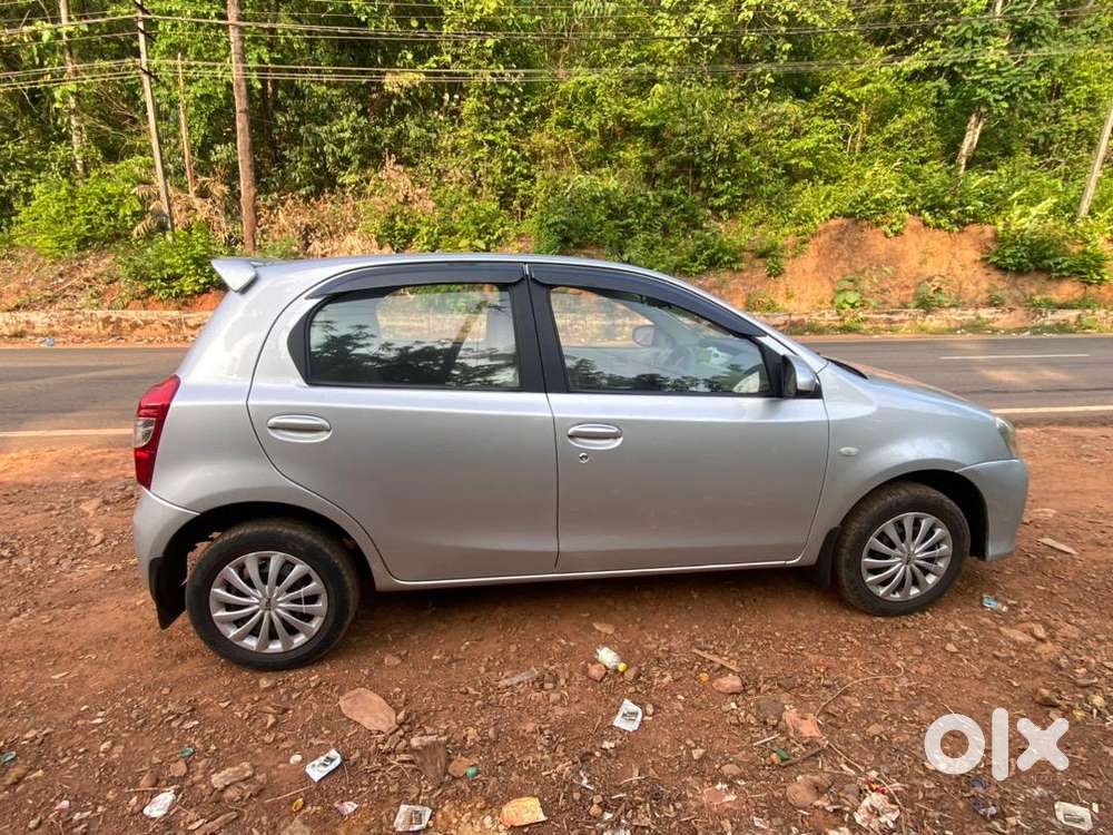 Toyota Etios Liva 2013 Diesel 162000 Km Driven