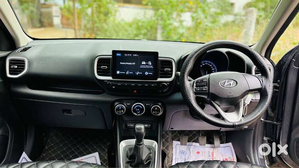 Hyundai Venue 1.2 S Plus, 2022, Petrol