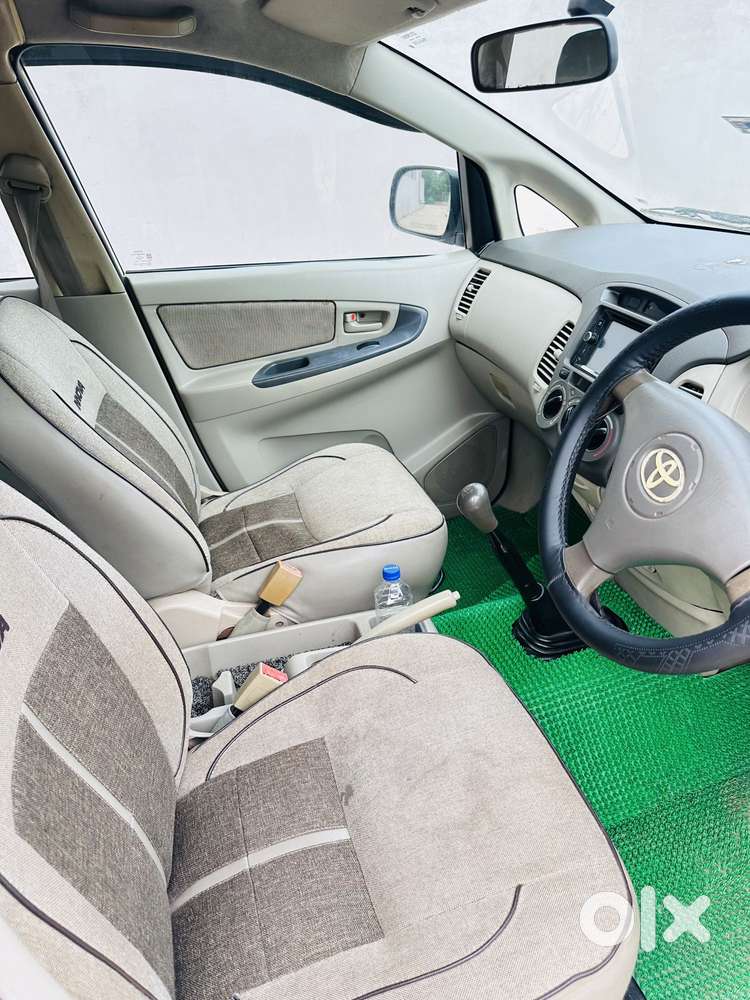 Toyota Innova 2.5 G (diesel) 7 Seater, 2010, Diesel