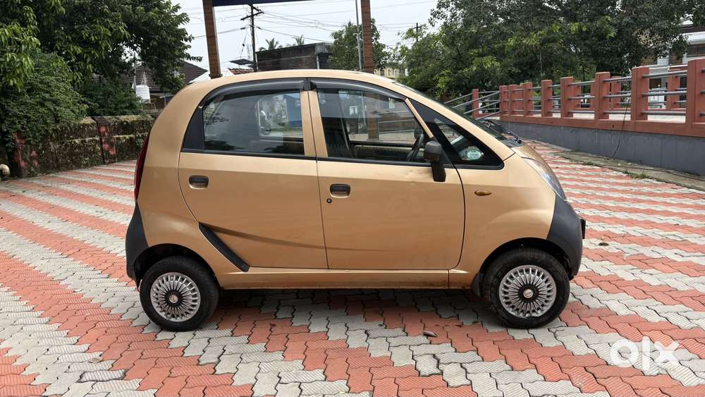 Tata Nano Xe, 2015, Petrol
