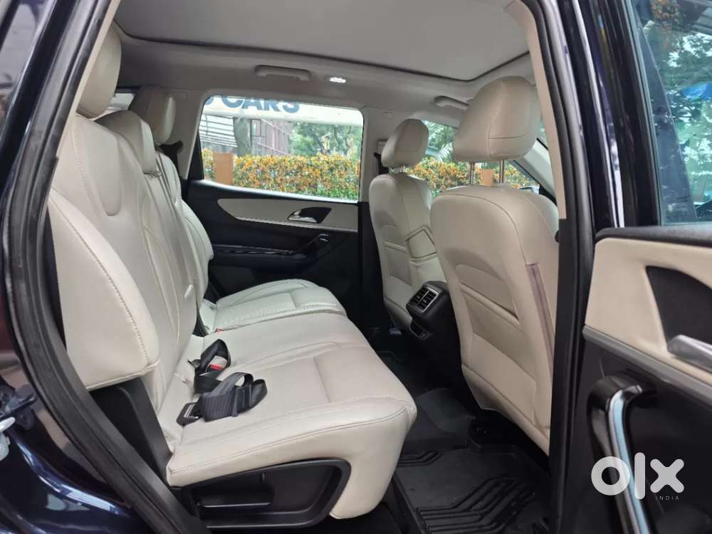 Mahindra Xuv700 2.2 Ax 7 Diesel Mt Luxury Pack Str, 2026, Diesel